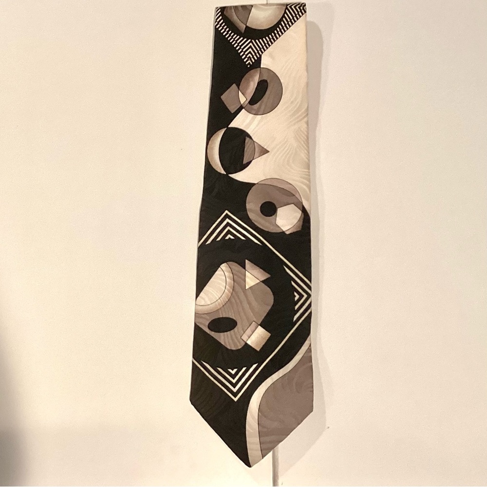Pierre Balmain Geometric Patterned Tie - Black and White